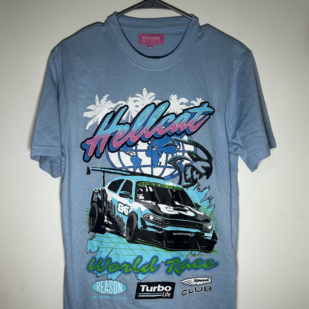 Unisex world race Tee Hellcat